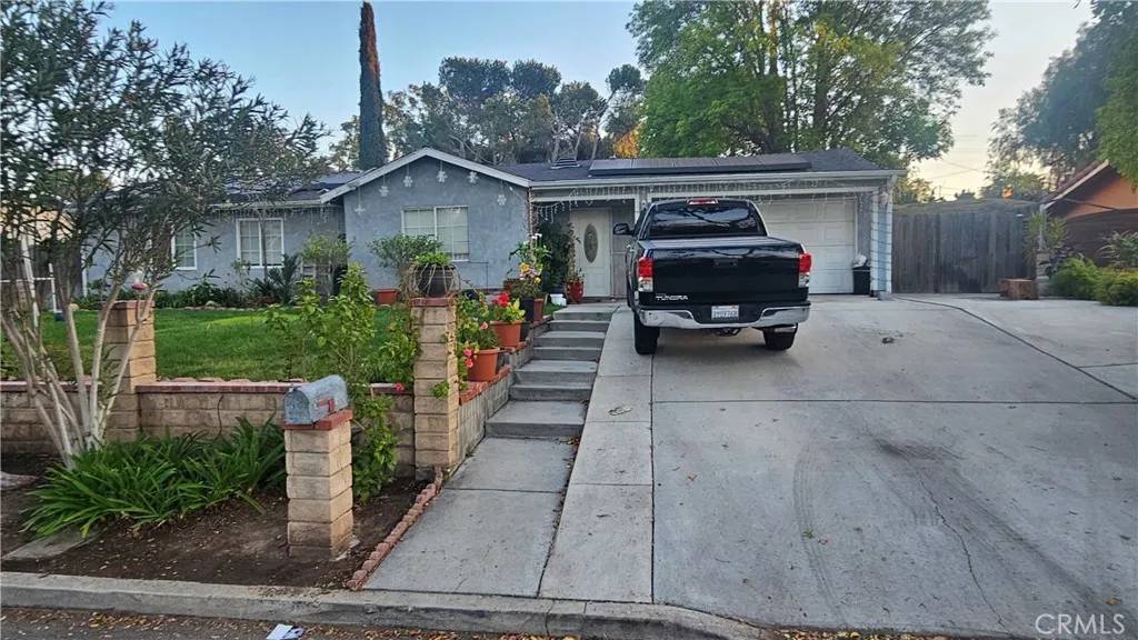 Thousand Oaks, CA 91360,650 Calle Pensamiento