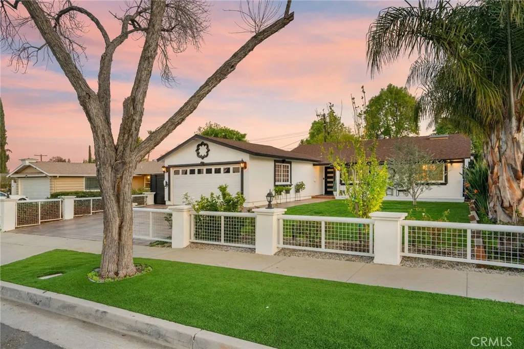 Woodland Hills, CA 91367,24232 Friar Street