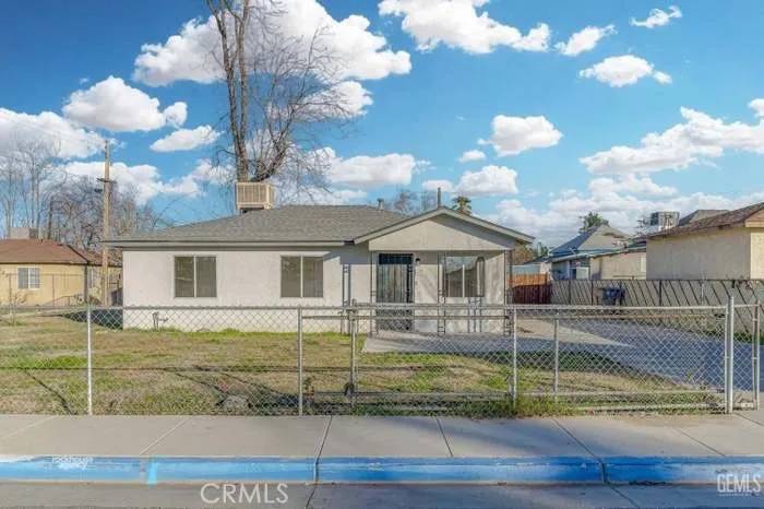 Bakersfield, CA 93304,608 Q