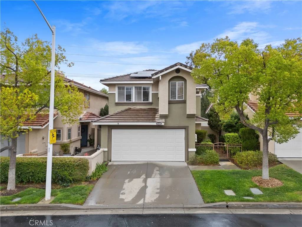 Castaic, CA 91384,30319 Marigold Circle