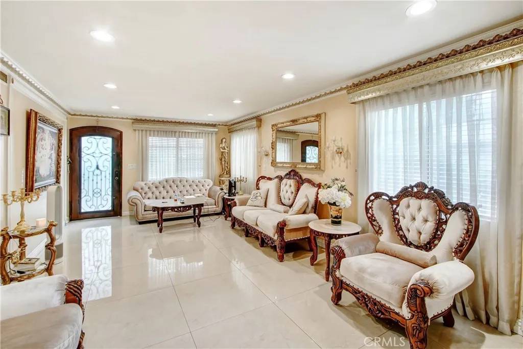 Valley Glen, CA 91606,6527 Alcove Avenue