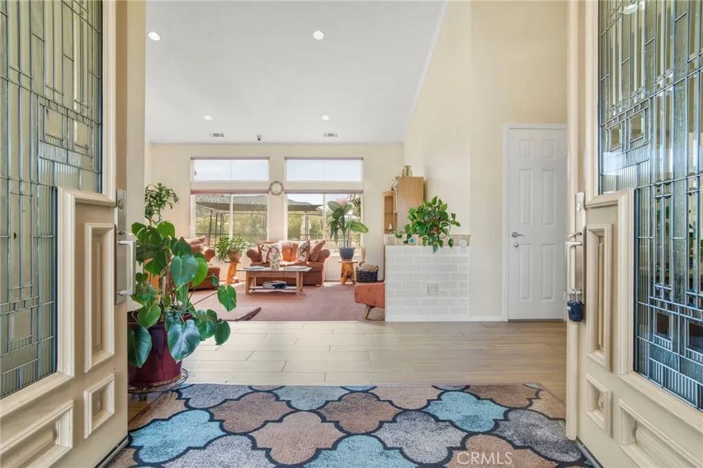 Agua Dulce, CA 91390,9854 Bald Mountain Court
