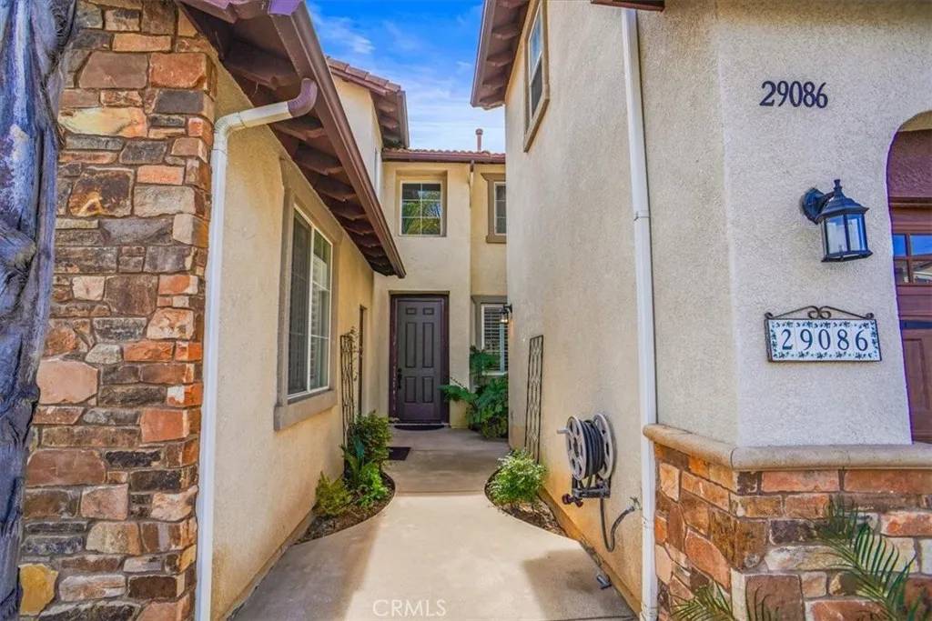 Castaic, CA 91384,29086 Madrid Place