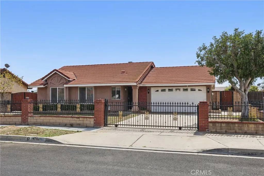 Fontana, CA 92335,14761 Hawthorne Avenue