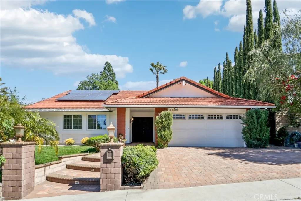 Porter Ranch, CA 91326,18619 Brymer Street