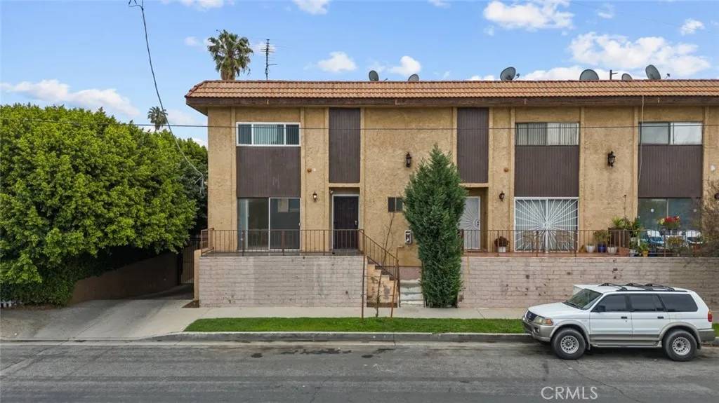 Van Nuys, CA 91405,13861 Vanowen Street #4