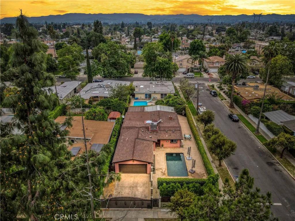 Reseda, CA 91335,18750 Keswick Street