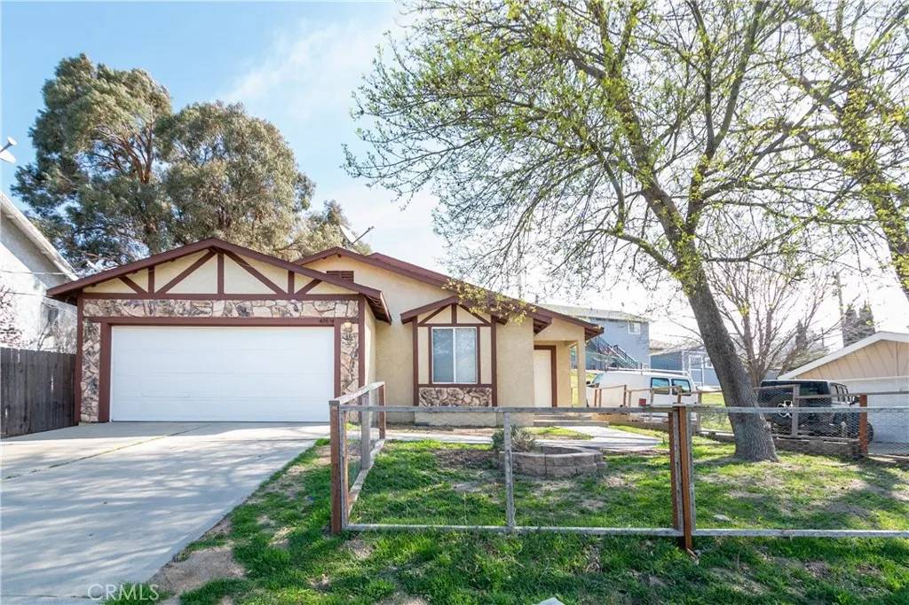 Lake Elizabeth, CA 93532,42634 Ranch Club Road