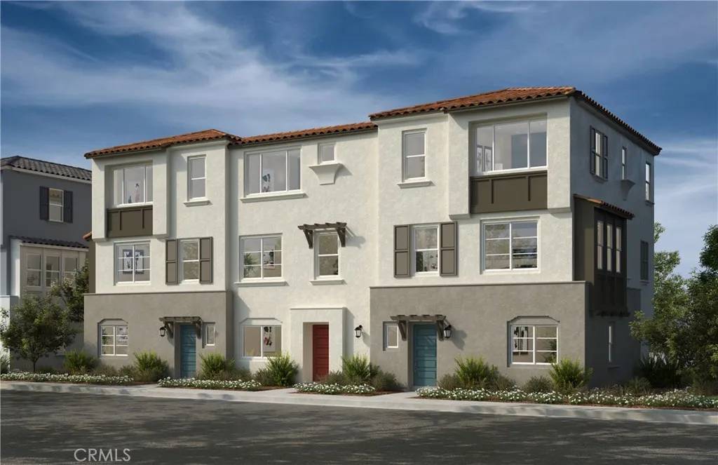 Pico Rivera, CA 90660,9347 Via Azul