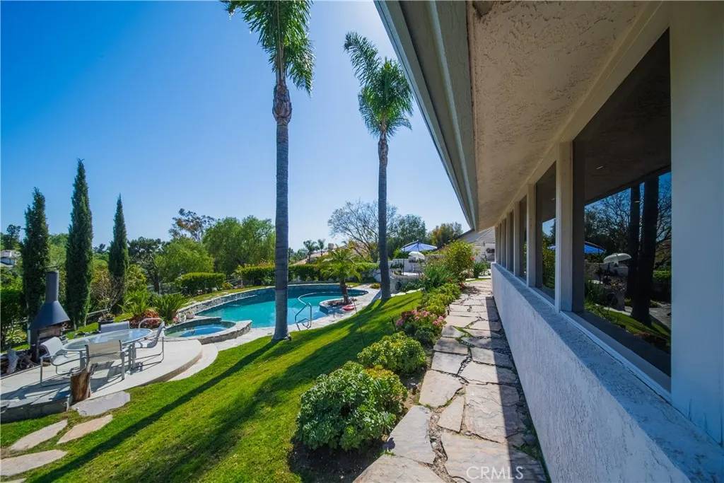 Camarillo, CA 93010,166 Alviso Drive