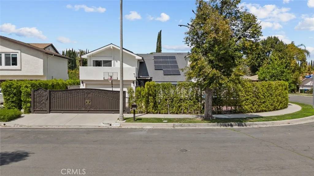 Woodland Hills, CA 91367,22835 Styles Street