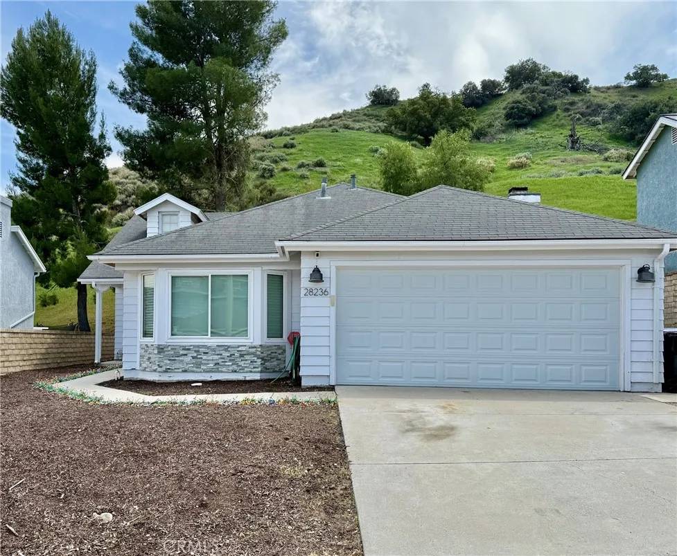 Castaic, CA 91384,28236 Branch Road
