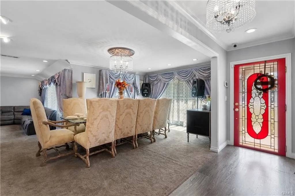 West Hills, CA 91307,6520 Shoup Avenue