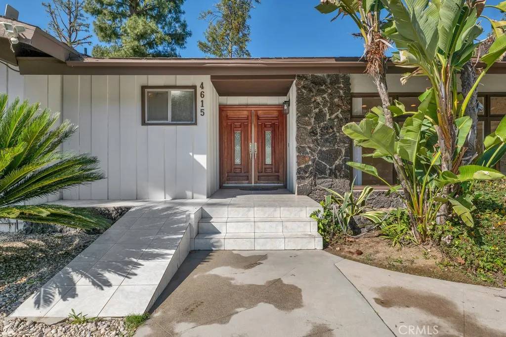 Tarzana, CA 91356,4615 Arriba Drive