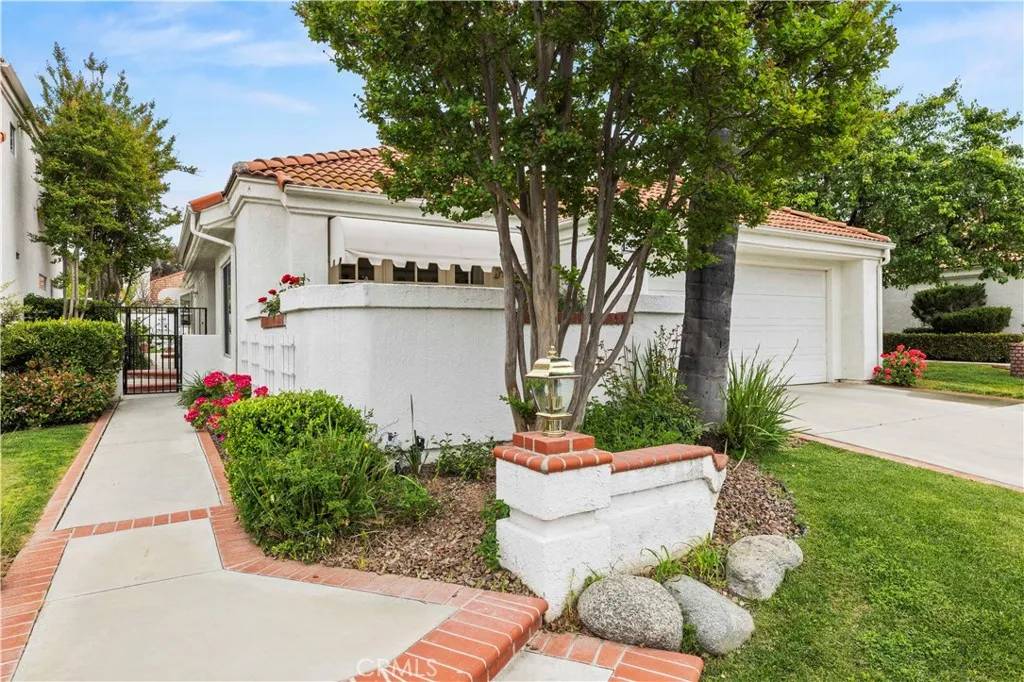 Valencia, CA 91355,24620 Cordera Court
