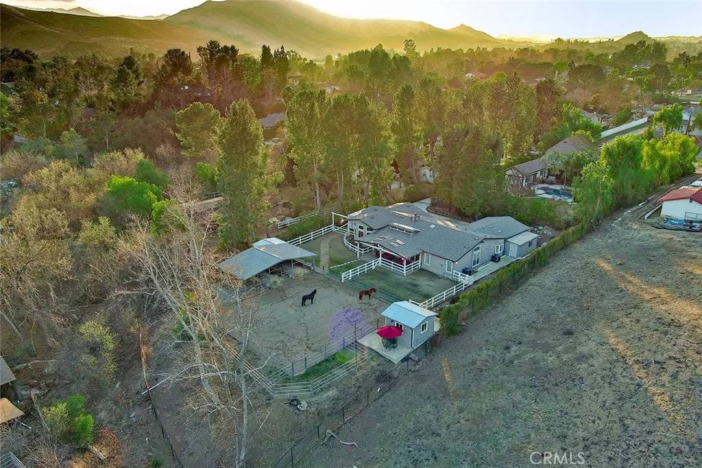 Agoura Hills, CA 91301,5524 Fairview Place
