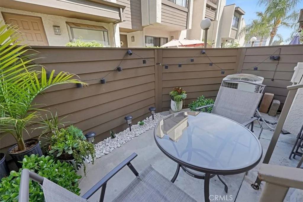 Chatsworth, CA 91311,10011 Topanga Canyon Boulevard #1