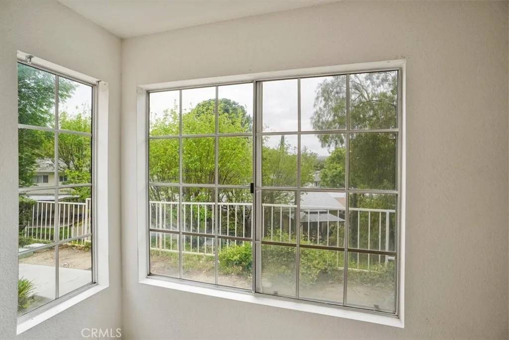 Newhall, CA 91321,18848 Vista Del Canon #A