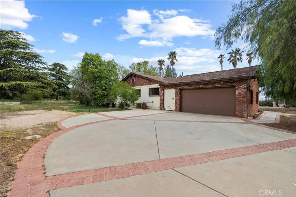 Acton, CA 93510,32838 Acklins Avenue