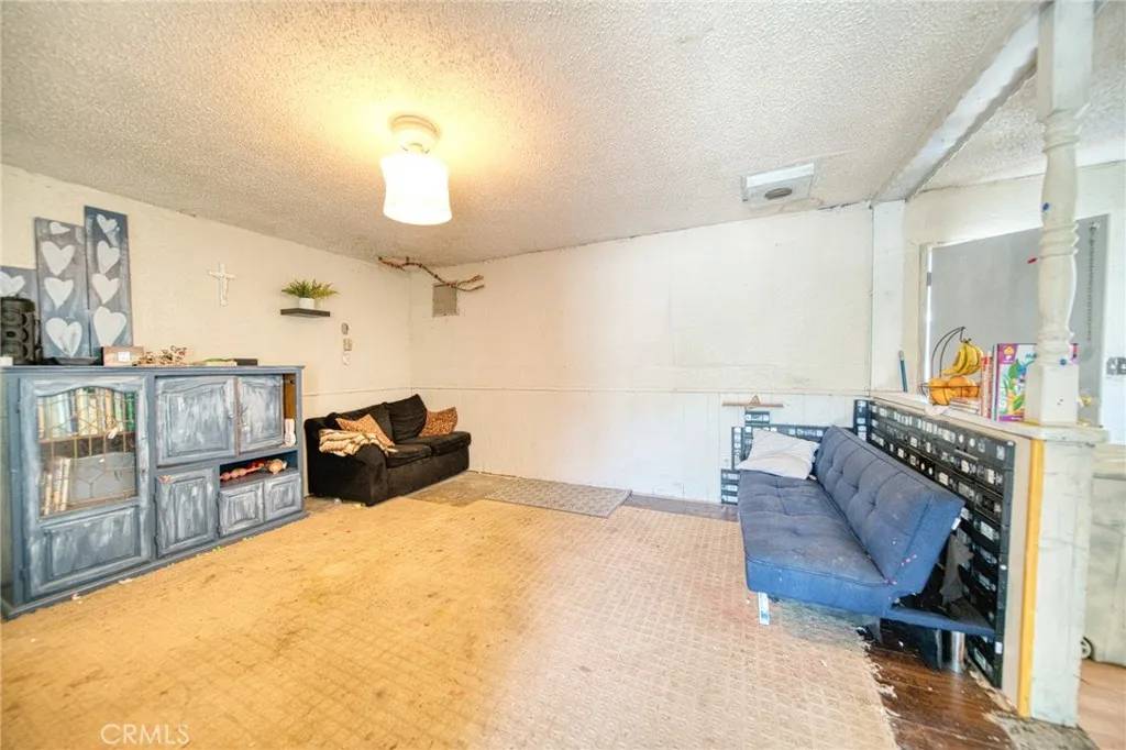 Trona, CA 93562,84647 5th Street