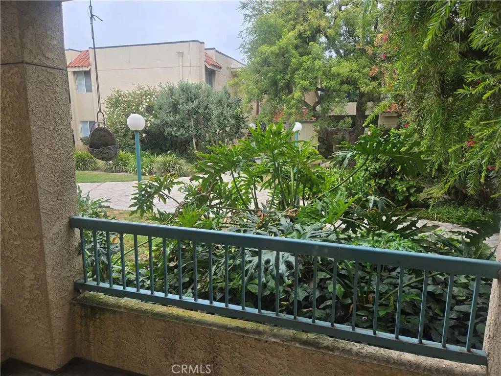 Tarzana, CA 91356,18307 Burbank Boulevard #7