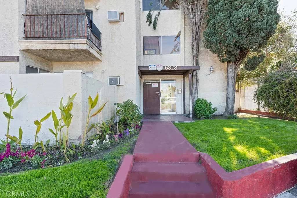 North Hollywood, CA 91605,6828 Fulton Avenue