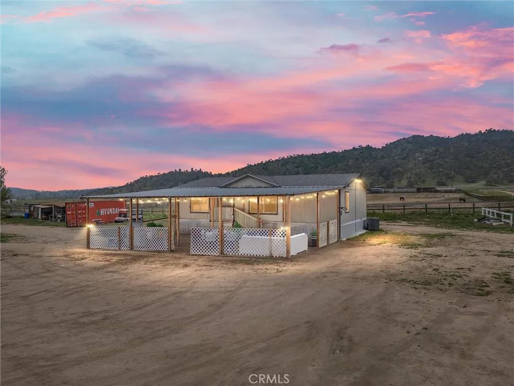 Tehachapi, CA 93561,20411 Pegasus Street