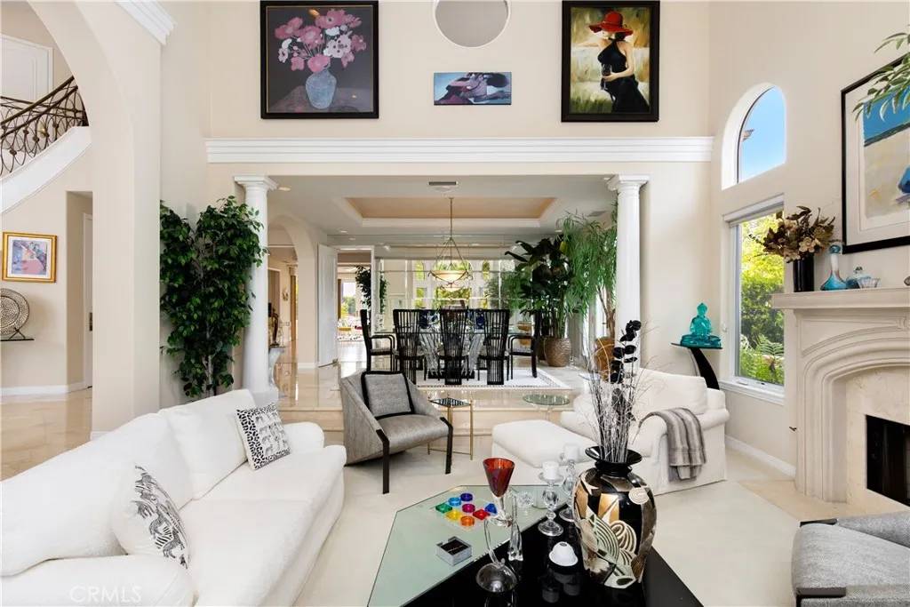 Tarzana, CA 91356,3901 Rock Hampton Drive