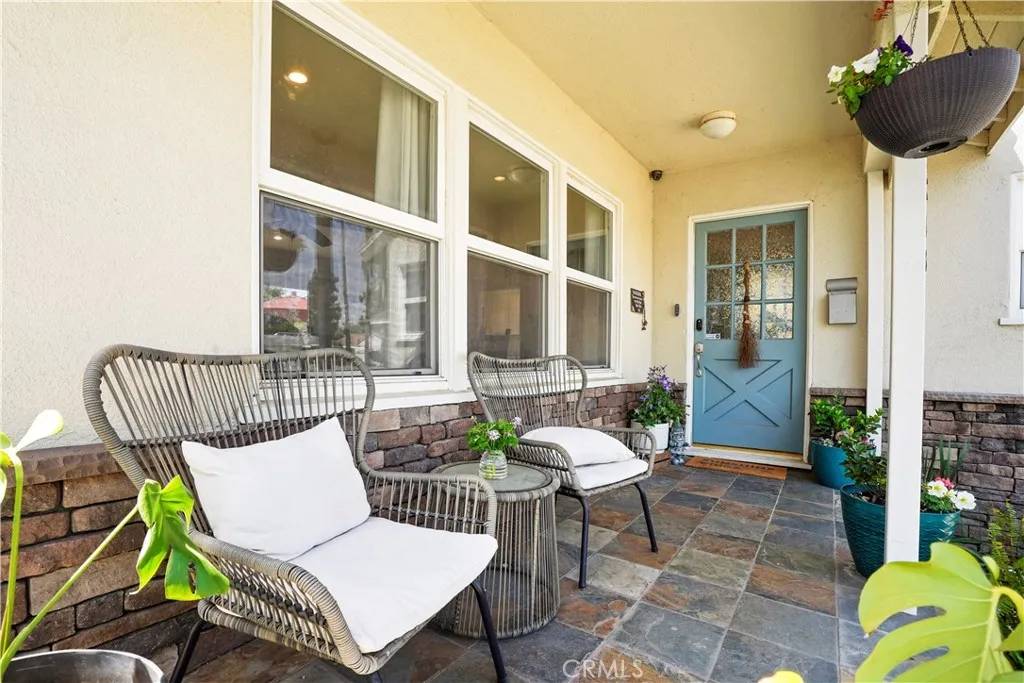Tarzana, CA 91335,19218 Erwin Street