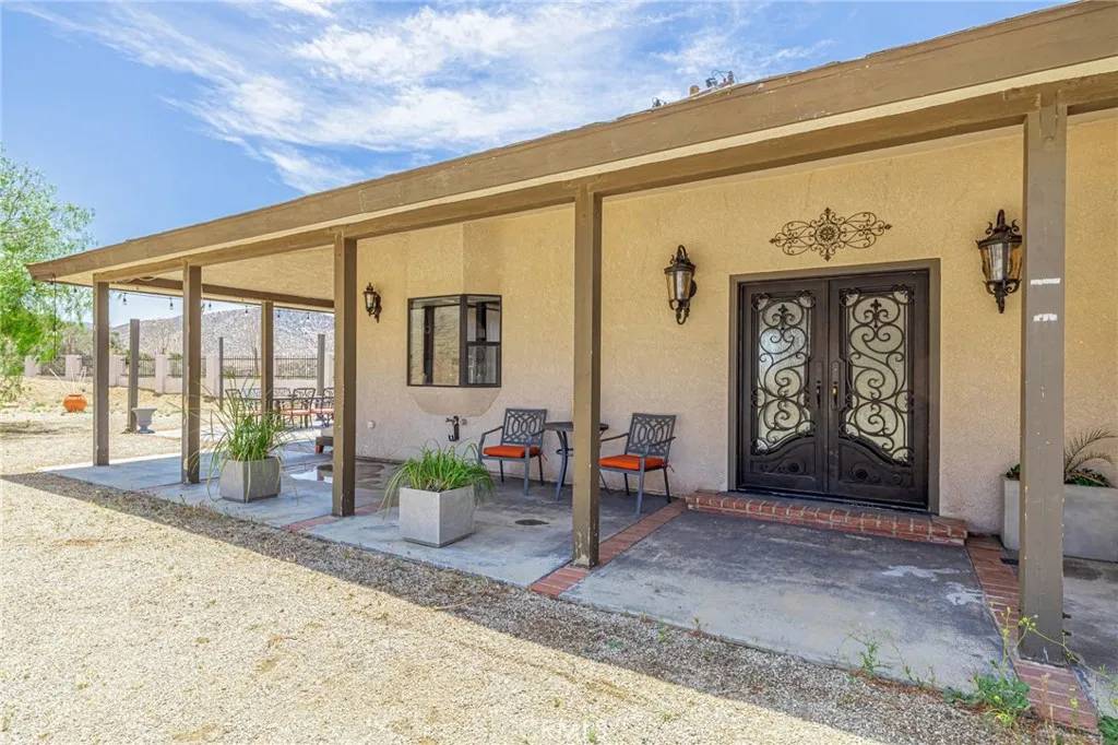 Acton, CA 93550,33110 Hillside Drive