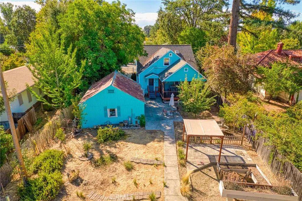 Upper Lake, CA 95485,330 2nd Street
