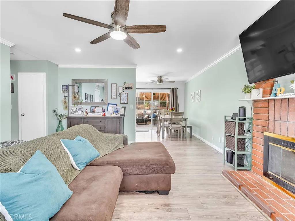 Canyon Country, CA 91387,29351 Abelia Road