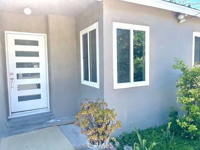 Reseda, CA 91335,7521 Amigo Avenue