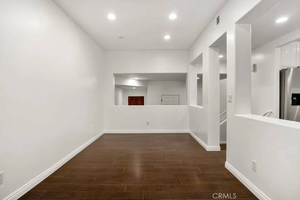Malibu, CA 90265,6435 Zumirez Drive #2