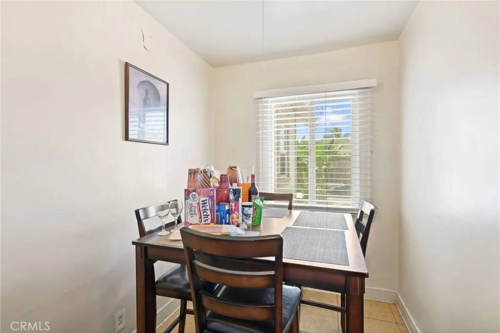 Los Angeles, CA 90047,1430 W 65th Place