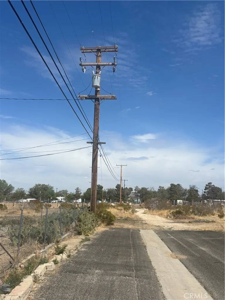 Pearblossom, CA 93553,0 Pearblossom