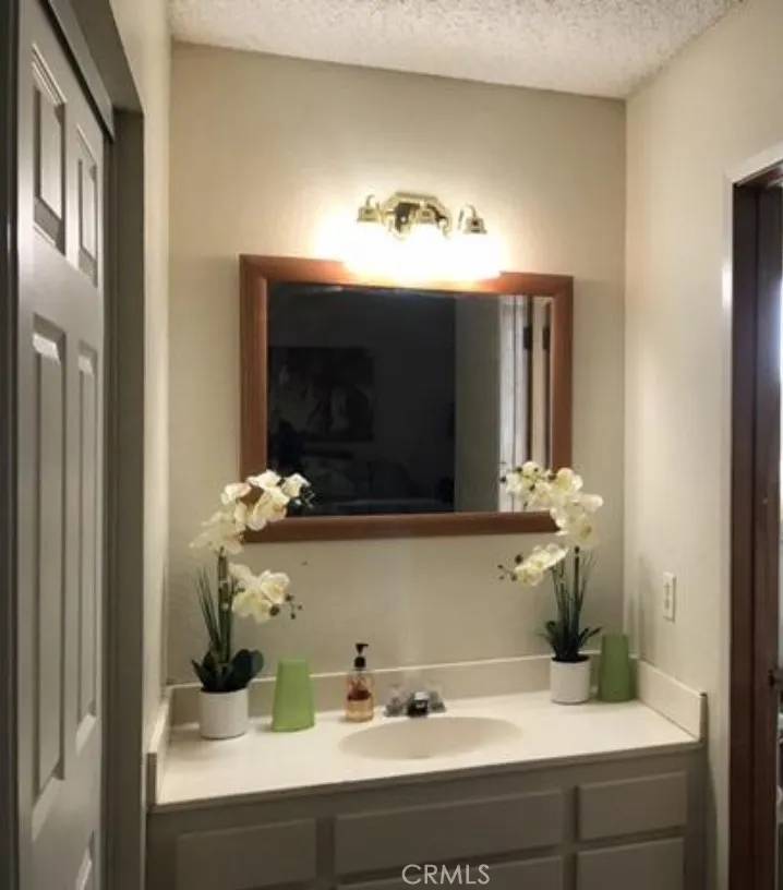 Lancaster, CA 93535,40964 156th Street East