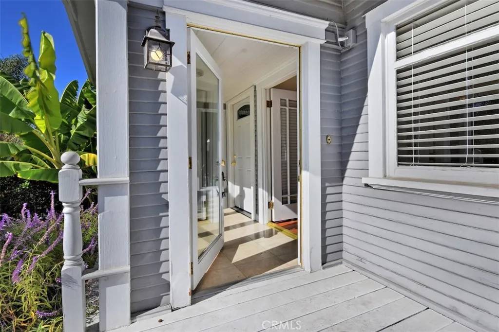 Toluca Lake, CA 91602,10633 Chiquita Street