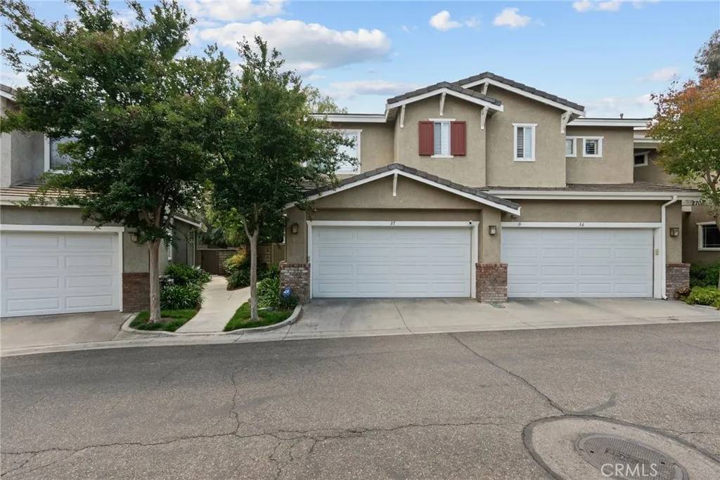 Valencia, CA 91354,27017 Big Rapids #37