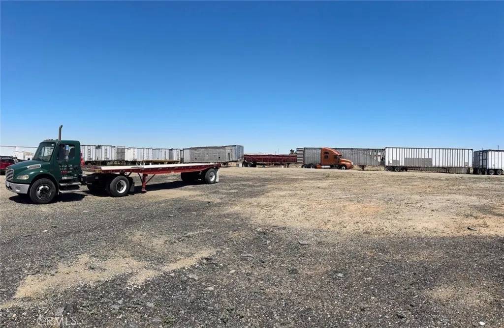Lancaster, CA 93535,42056 7th East