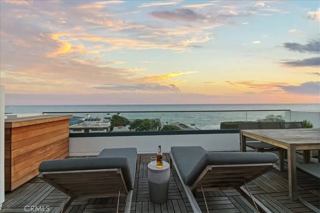 Malibu, CA 90265,22065 Pacific Coast Hwy #3