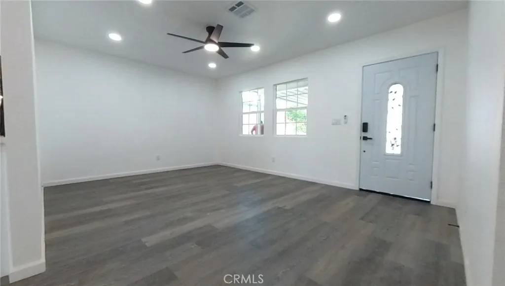 Newhall, CA 91321,25109 Fourl Road