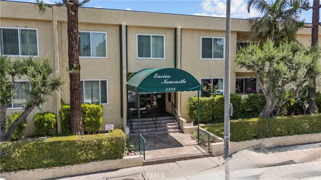 Encino, CA 91316,5328 Newcastle Avenue #58