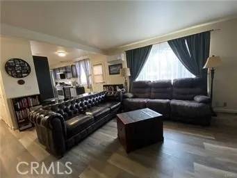 Port Hueneme, CA 93041,917 Evergreen Lane