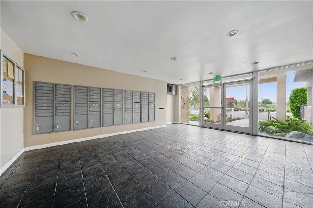 Canoga Park, CA 91304,7826 Topanga Canyon Boulevard #218