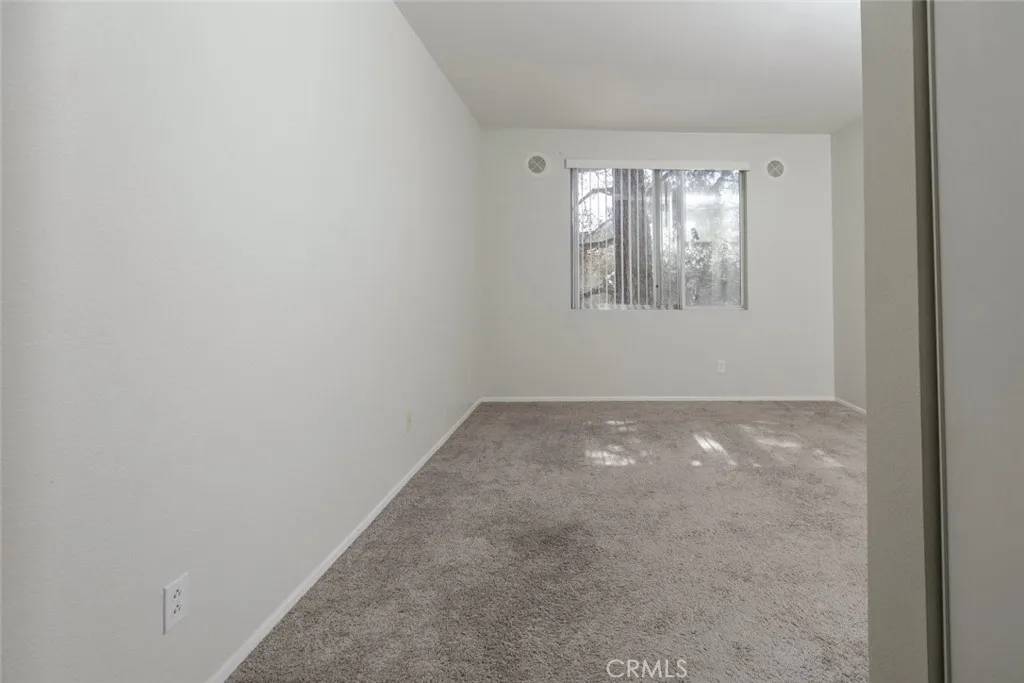 Lancaster, CA 93536,2807 W Avenue K12 #256