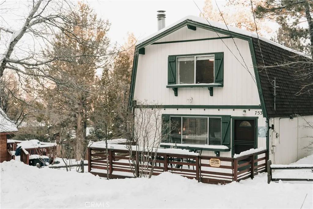 Sugarloaf, CA 92386,753 Maple Lane
