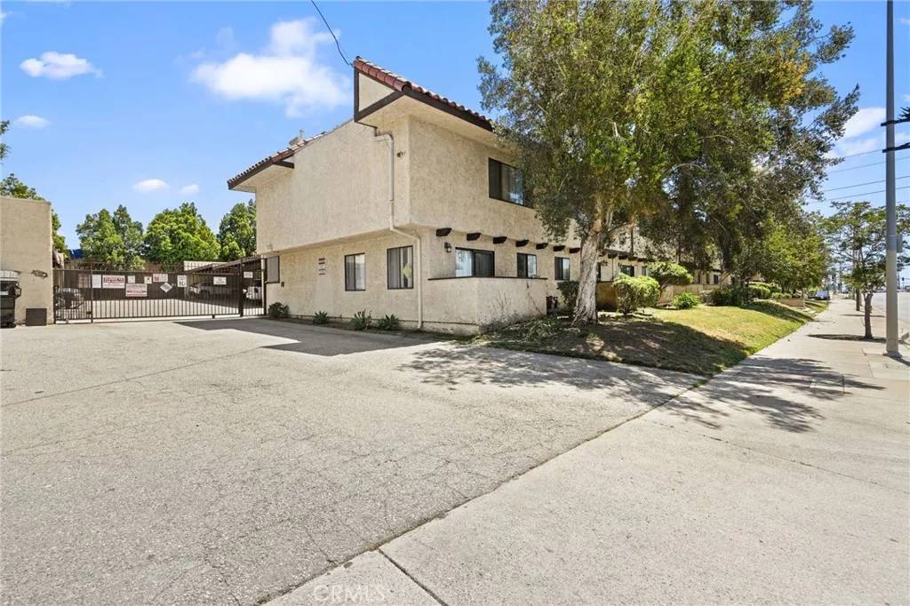 Sylmar, CA 91342,13540 Hubbard Street #21