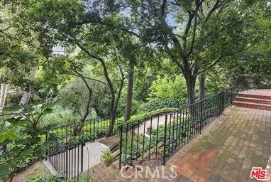 Pacific Palisades, CA 90272,16531 Las Casas