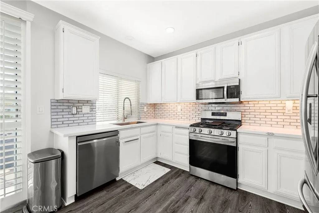 Saugus, CA 91350,20220 Arthur Court